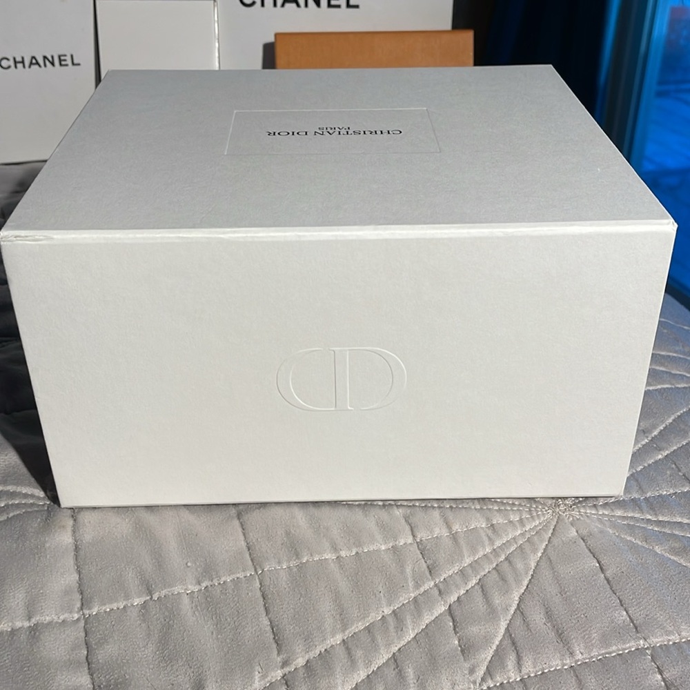 Dior Box - Picture 6 of 16